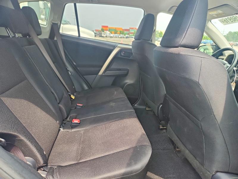 Photo 10 from auction – 2014 TOYOTA RAV4 with VIN JTMBFREV6ED095809