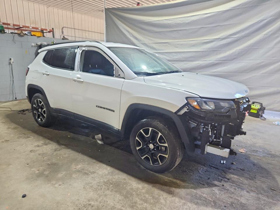Photo 4 from auction – 2022 JEEP COMPASS with VIN 3C4NJDBB2NT127125