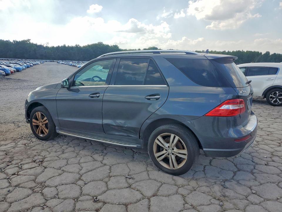 Photo 2 from auction – 2015 MERCEDES-BENZ ML with VIN 4JGDA5JB2FA478690