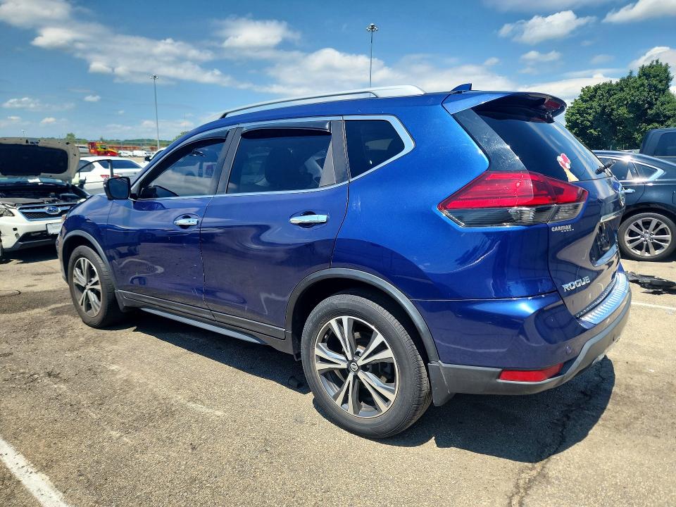 Photo 2 from auction – 2019 NISSAN ROGUE with VIN 5N1AT2MT2KC786778