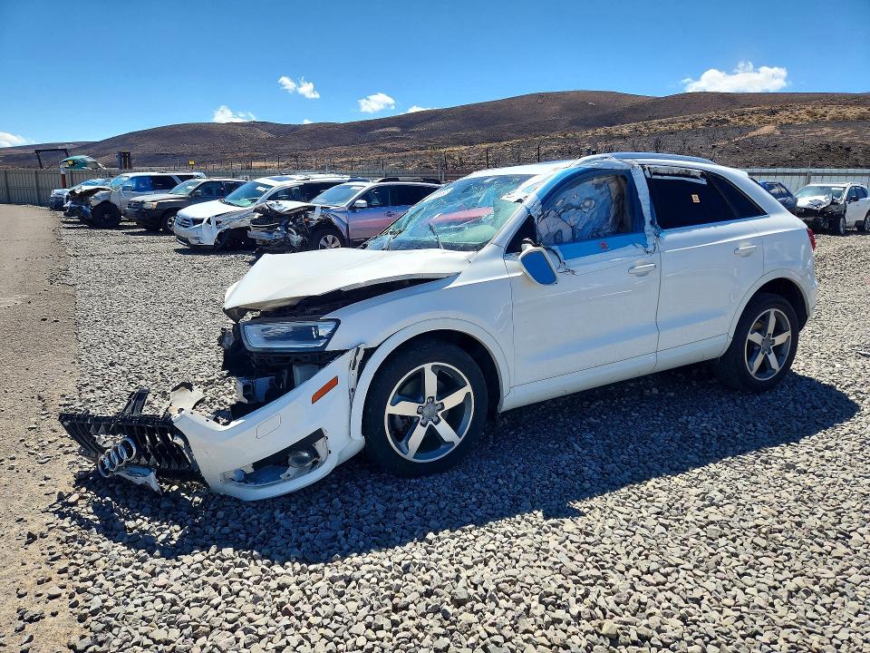 AUDI Q3 2015 with VIN WA1EFCFS4FR002895 - Photo from auction
