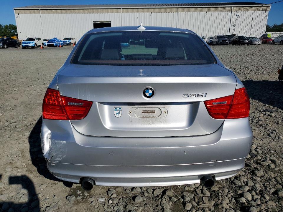 Photo 6 from auction – 2011 BMW 335 with VIN WBAPL5G54BNN23223