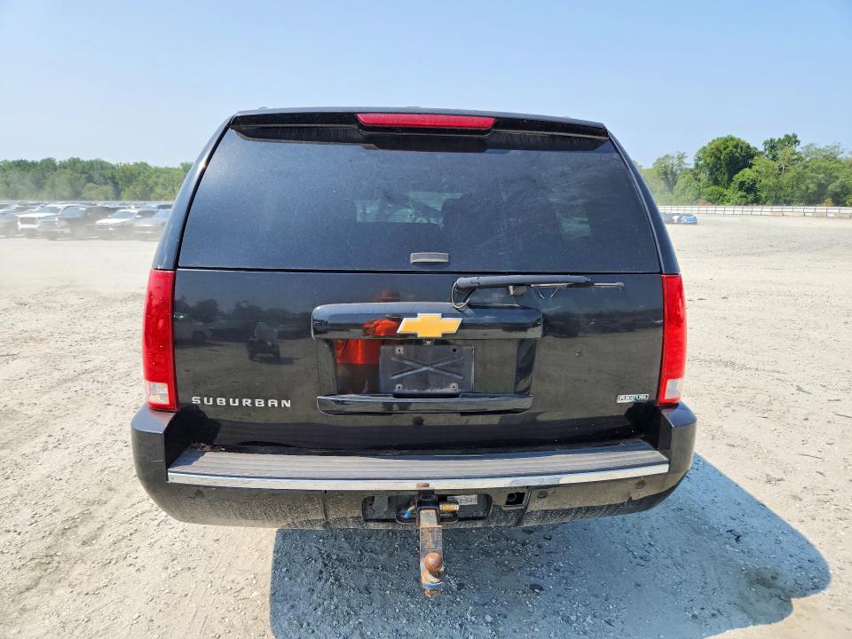Photo 6 from auction – 2012 CHEVROLET SUBURBAN with VIN 1GNSKKE78CR248637