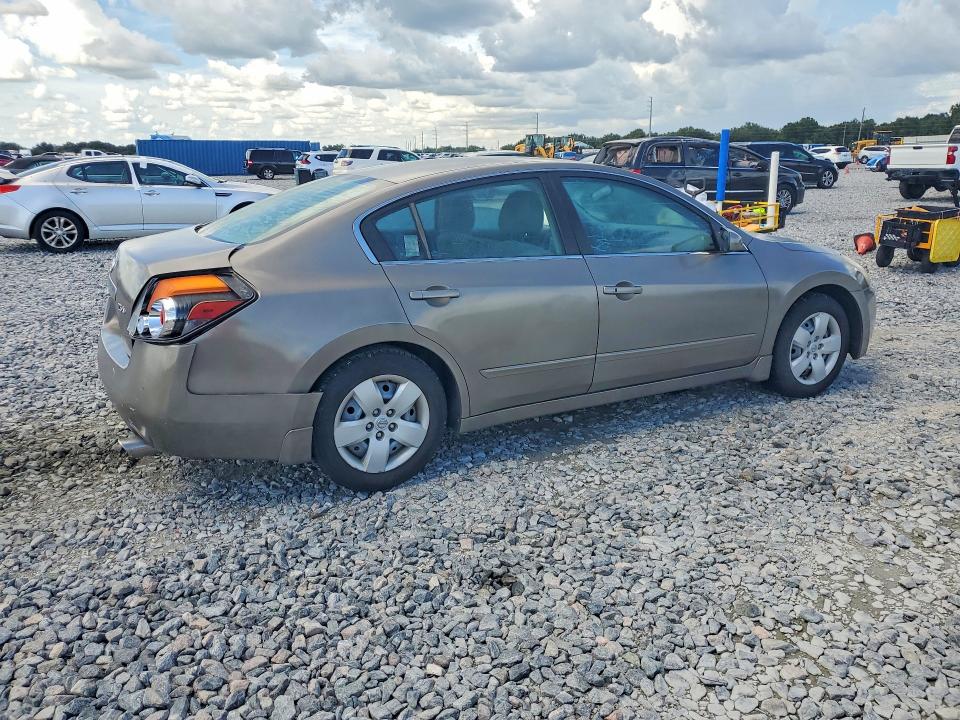 Photo 3 from auction – 2007 NISSAN ALTIMA with VIN 1N4AL21E07N478892