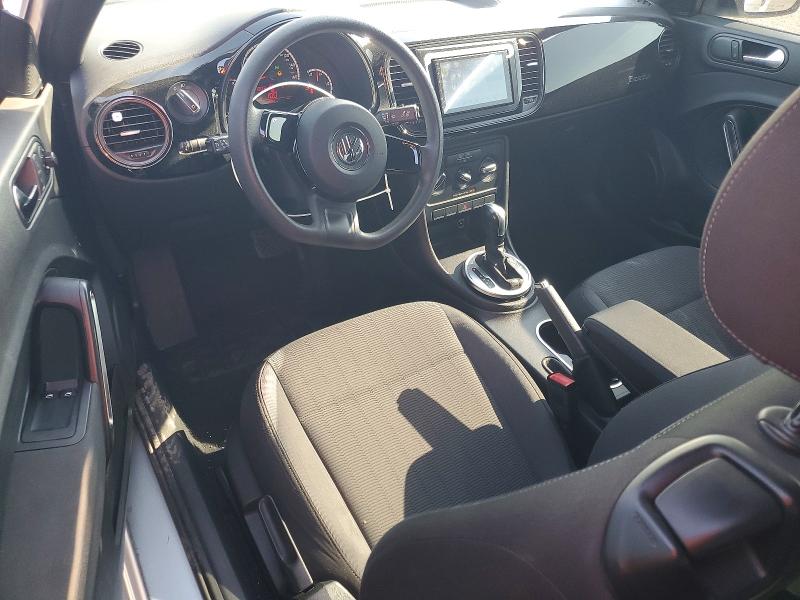 Photo 8 from auction – 2014 VOLKSWAGEN BEETLE with VIN 3VWF17AT6EM642555