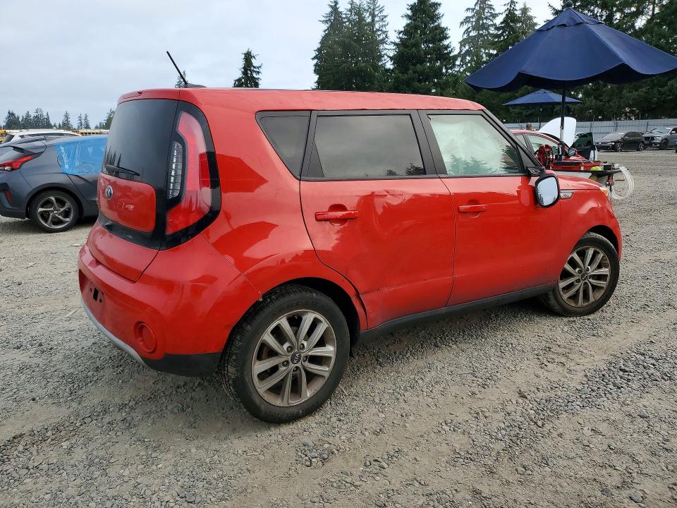 Photo 3 from auction – 2018 KIA SOUL with VIN KNDJP3A5XJ7611299