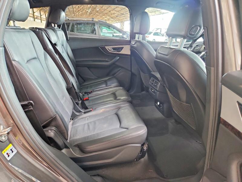 Photo 11 from auction – 2019 AUDI Q7 with VIN WA1AHAF76KD021528