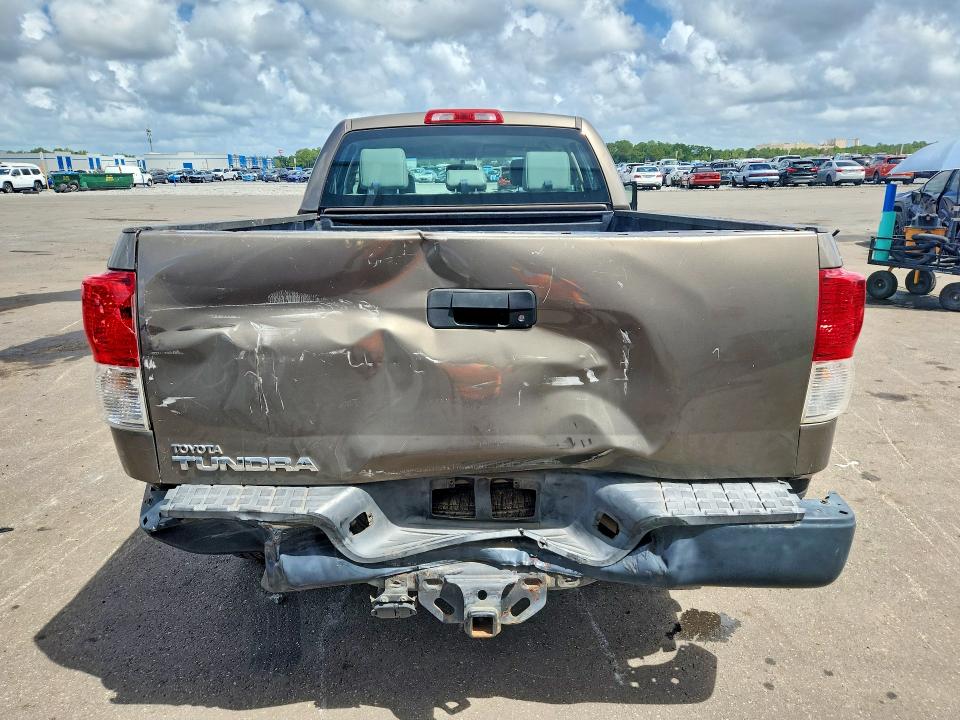 Photo 6 from auction – 2011 TOYOTA TUNDRA with VIN 5TFRM5F15BX027844