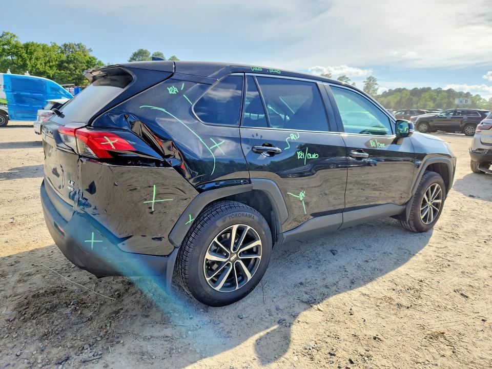 Photo 3 from auction – 2022 TOYOTA RAV4 with VIN 2T3G1RFV7NC262878
