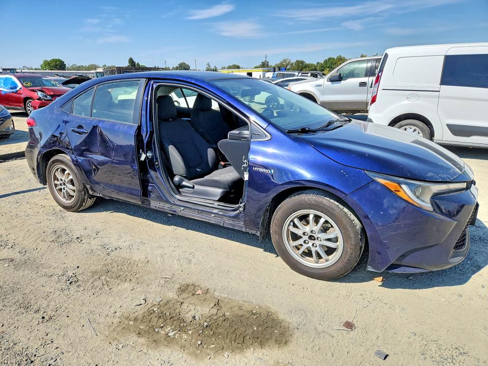 Zdjęcie 4 z aukcji – 2021 TOYOTA COROLLA z VIN JTDEAMDE4MJ028352