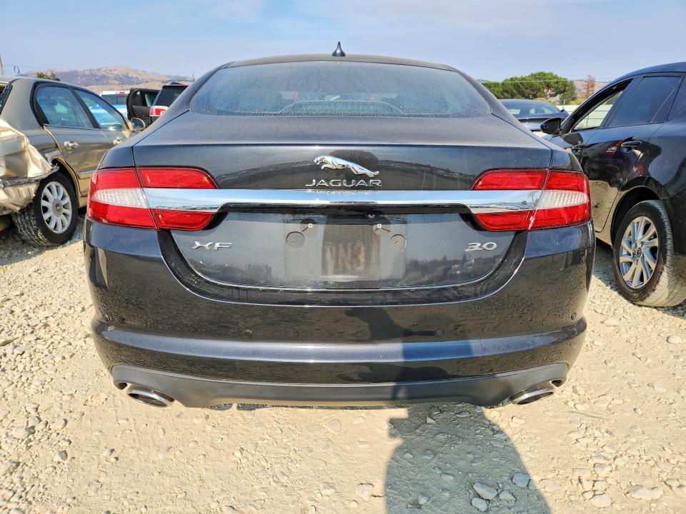 Photo 6 from auction – 2015 JAGUAR XF with VIN SAJWA0F76F8U80939