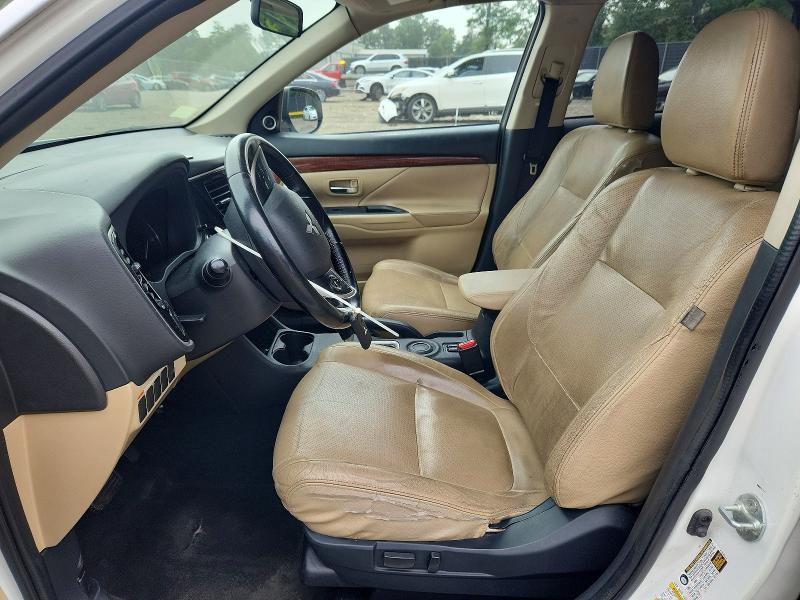 Photo 7 from auction – 2015 MITSUBISHI OUTLANDER with VIN JA4AD3A35FZ007771