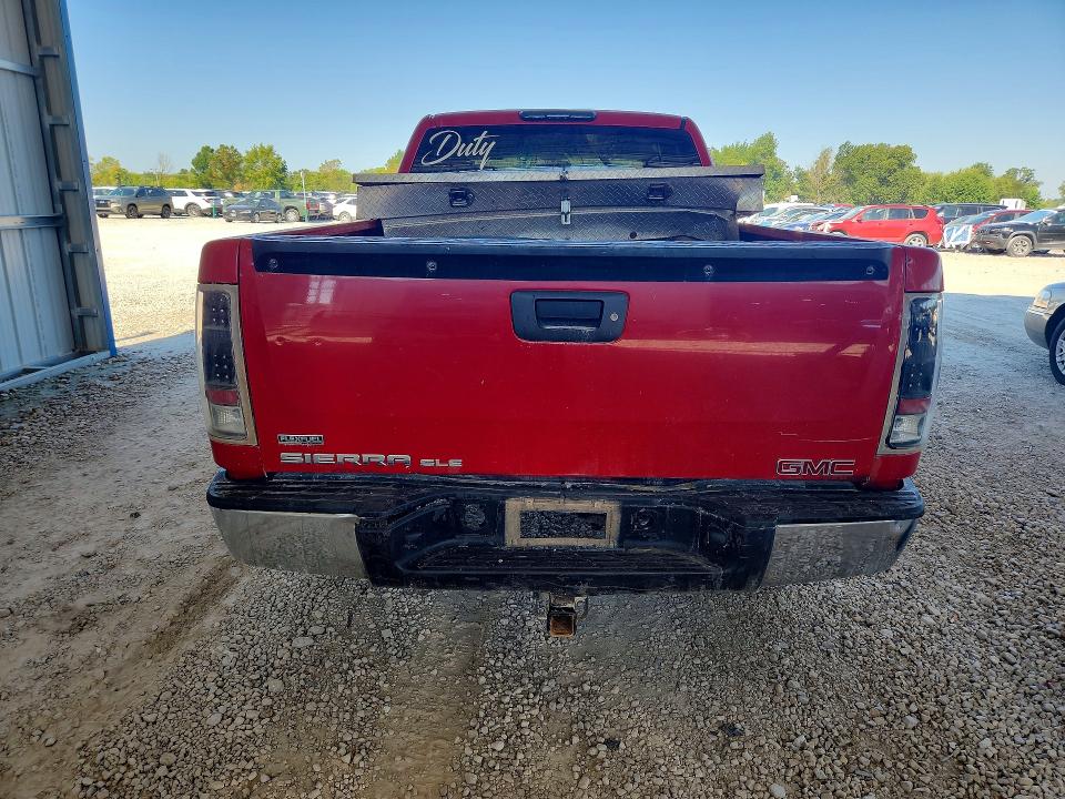 Photo 6 from auction – 2011 GMC SIERRA with VIN 1GTR2VE37BZ102430