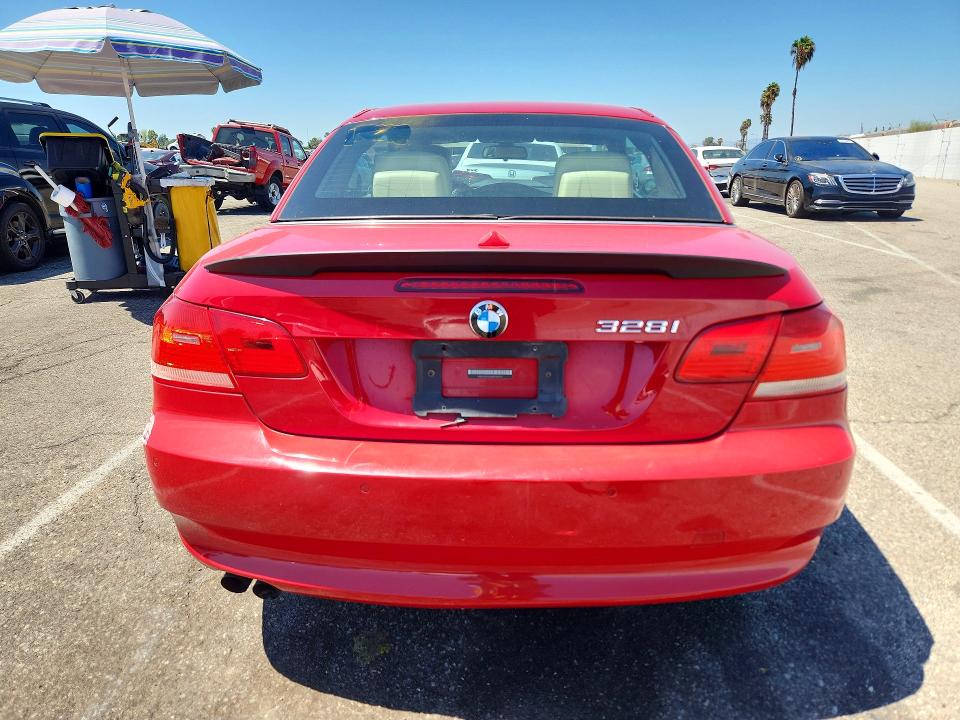 Photo 6 from auction – 2008 BMW 328 with VIN WBAWR33588P150995