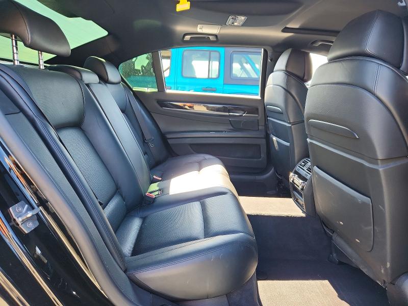 Photo 10 from auction – 2012 BMW 750 with VIN WBAKB8C52CDX20838