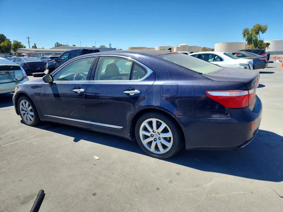 Photo 2 from auction – 2007 LEXUS LS with VIN JTHBL46F575003278