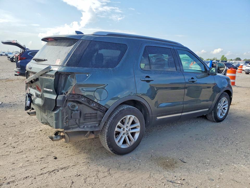 Снимка 3 от търг – 2016 FORD EXPLORER с VIN 1FM5K7D81GGB61415