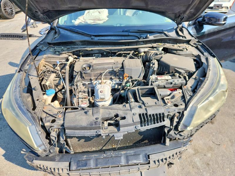 Photo 11 from auction – 2014 HONDA ACCORD with VIN 1HGCR2F80EA197489