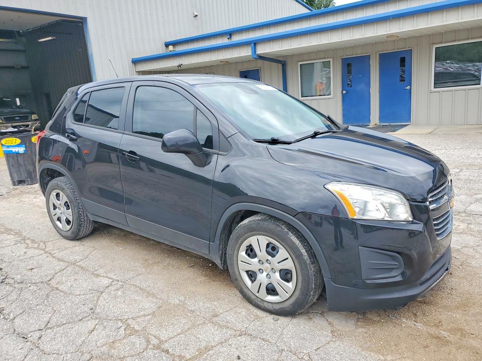 Photo 4 from auction – 2015 CHEVROLET TRAX with VIN KL7CJKSBXFB060141