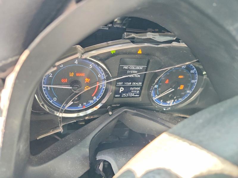 Photo 9 from auction – 2018 TOYOTA COROLLA with VIN 5YFBURHE1JP854391