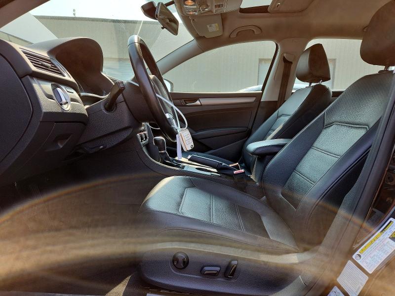 Photo 7 from auction – 2015 VOLKSWAGEN PASSAT with VIN 1VWBV7A3XFC118380