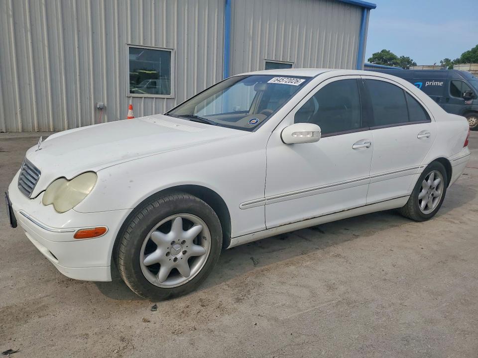 Photo 1 from auction – 2001 MERCEDES-BENZ C with VIN WDBRF61J41F093330