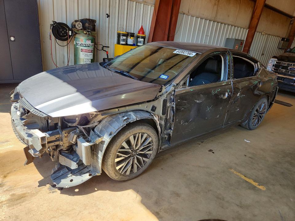 NISSAN ALTIMA 2023 with VIN 1N4BL4DVXPN309331 - Photo from auction
