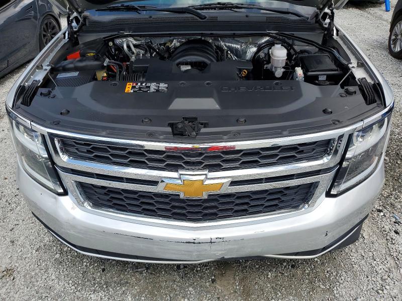 Photo 12 from auction – 2017 CHEVROLET SUBURBAN with VIN 1GNSCHKC8HR220636