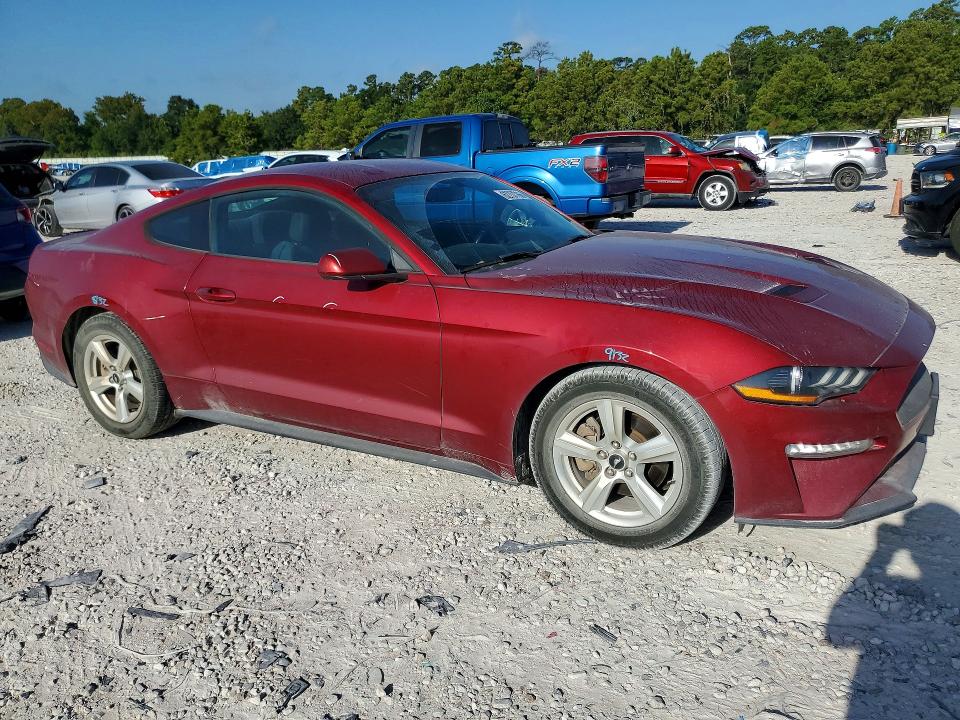 Photo 4 from auction – 2018 FORD MUSTANG with VIN 1FA6P8TH4J5179658