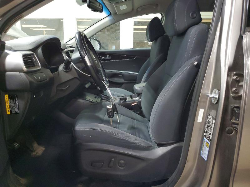 Photo 7 from auction – 2017 KIA SORENTO with VIN 5XYPGDA52HG242760