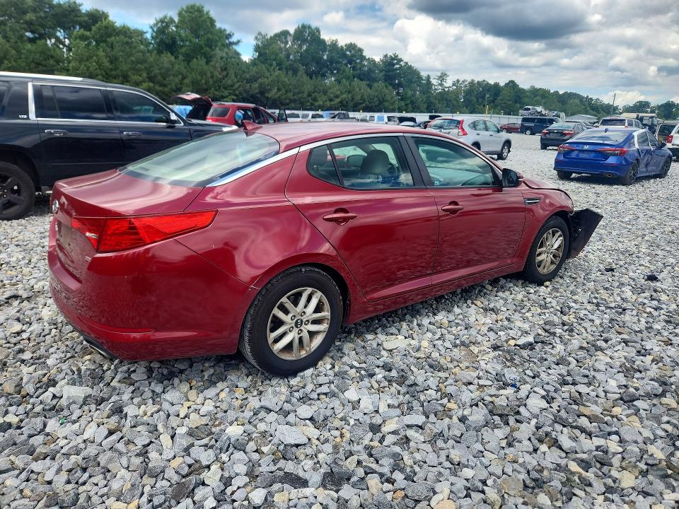 Photo 3 from auction – 2011 KIA OPTIMA with VIN KNAGM4A78B5079541