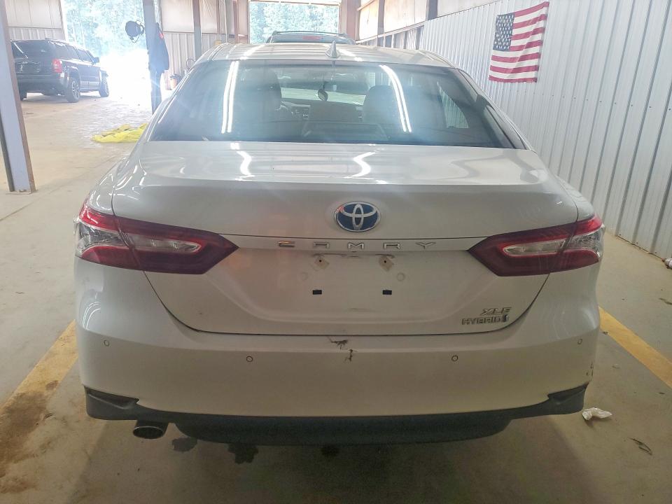 Photo 6 from auction – 2020 TOYOTA CAMRY with VIN 4T1F31AK6LU015506