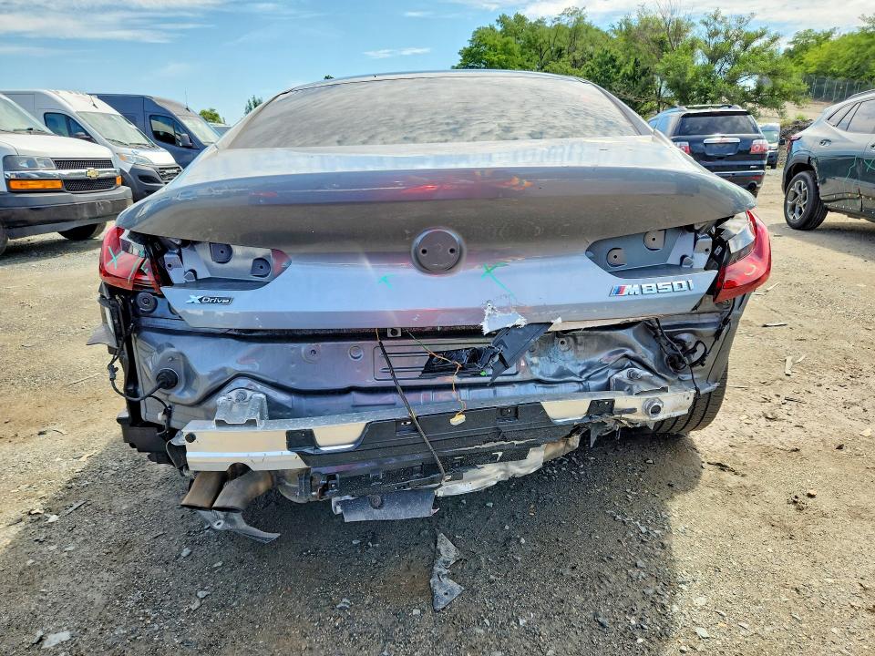 Снимка 6 от търг – 2023 BMW M850XI с VIN WBAGV8C07PCL77991