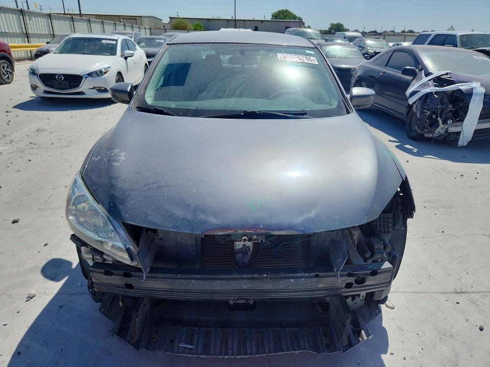 Photo 5 from auction – 2015 NISSAN SENTRA with VIN 3N1AB7AP0FL666552