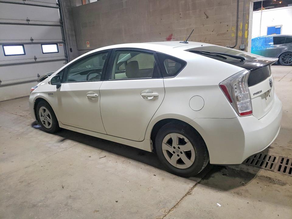 Photo 2 from auction – 2011 TOYOTA PRIUS with VIN JTDKN3DU1B1408741