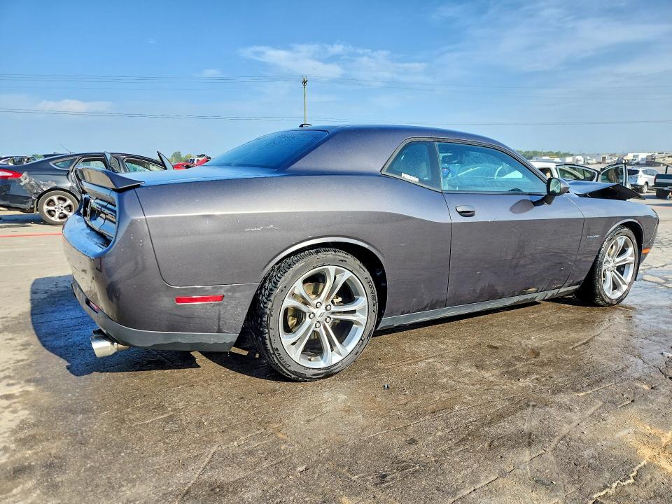 Photo 3 from auction – 2021 DODGE CHALLENGER with VIN 2C3CDZBT2MH539030