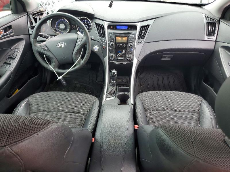 Photo 8 from auction – 2011 HYUNDAI SONATA with VIN 5NPEC4AB3BH219125