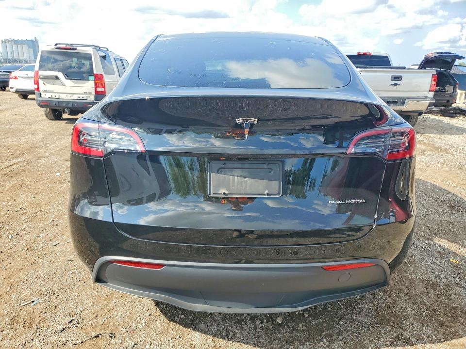 Photo 6 from auction – 2024 TESLA MODEL Y with VIN 7SAYGDEE8RA276239
