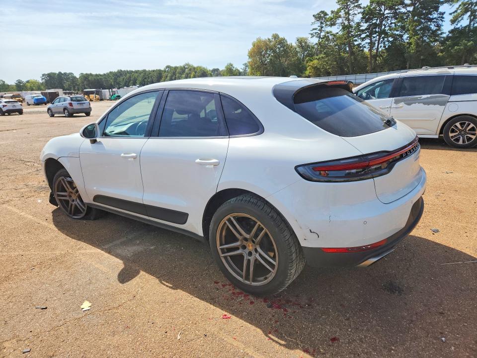 Photo 2 from auction – 2019 PORSCHE MACAN with VIN WP1AA2A52KLB01693