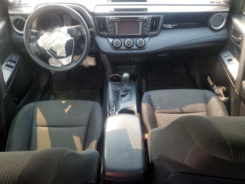 Photo 8 from auction – 2017 TOYOTA RAV4 with VIN JTMBFREV9HJ111443