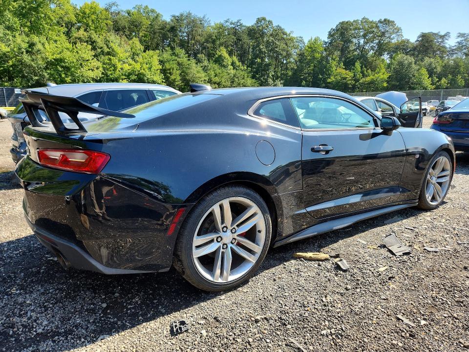Photo 3 from auction – 2016 CHEVROLET CAMARO with VIN 1G1FB1RS2G0155103