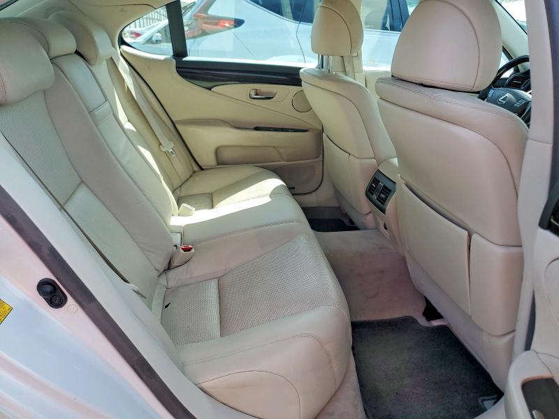 Photo 10 from auction – 2008 LEXUS LS with VIN JTHBL46FX85072467