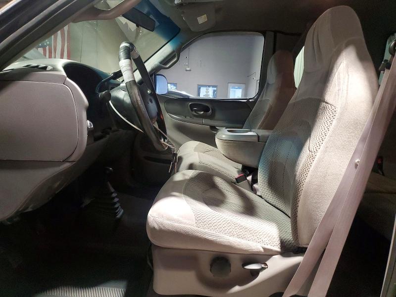 Photo 7 from auction – 2000 FORD F150 with VIN 1FTRX18WXYNC25025