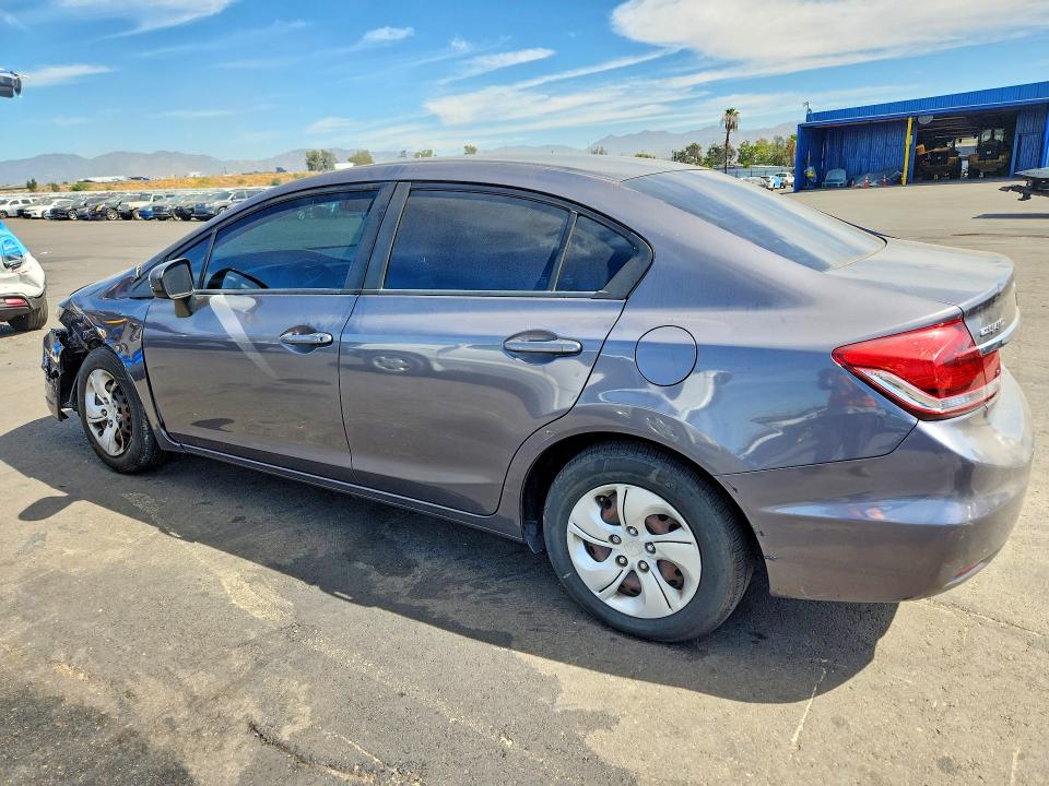 Photo 2 from auction – 2015 HONDA CIVIC with VIN 2HGFB2F50FH543776