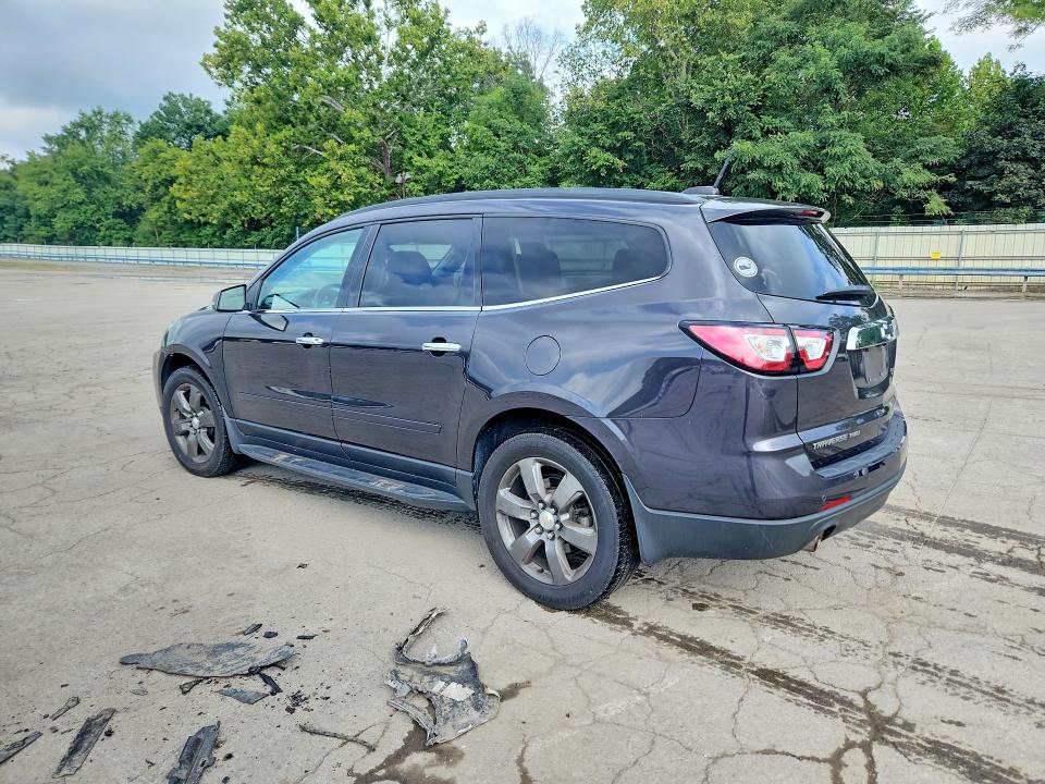 Photo 2 from auction – 2017 CHEVROLET TRAVERSE with VIN 1GNKVHKD9HJ252335