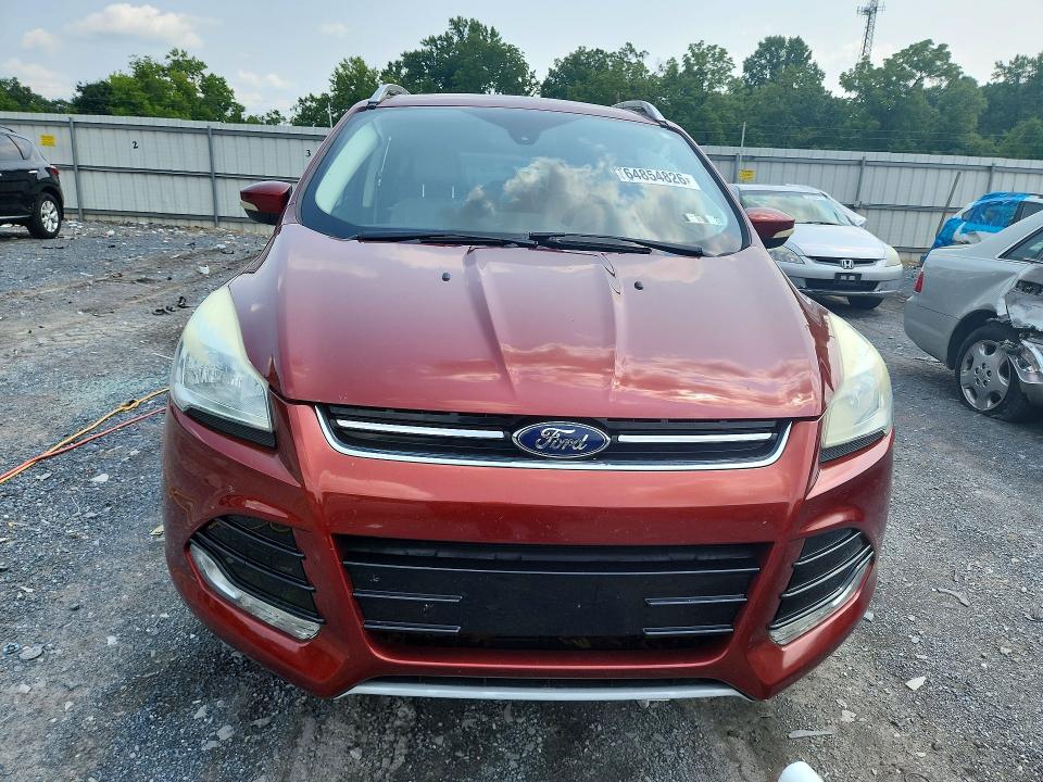 Photo 5 from auction – 2016 FORD ESCAPE with VIN 1FMCU9J90GUB87242