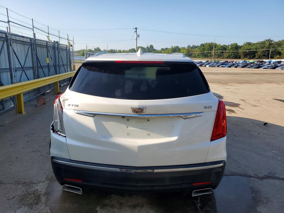 Photo 6 from auction – 2017 CADILLAC XT5 with VIN 1GYKNBRSXHZ282868