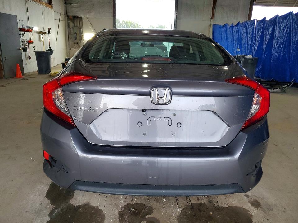 Photo 6 from auction – 2016 HONDA CIVIC with VIN 2HGFC2F77GH500679