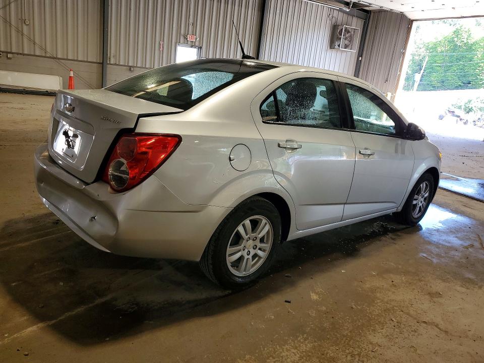 Photo 3 from auction – 2012 CHEVROLET SONIC with VIN 1G1JA5SH4C4173186