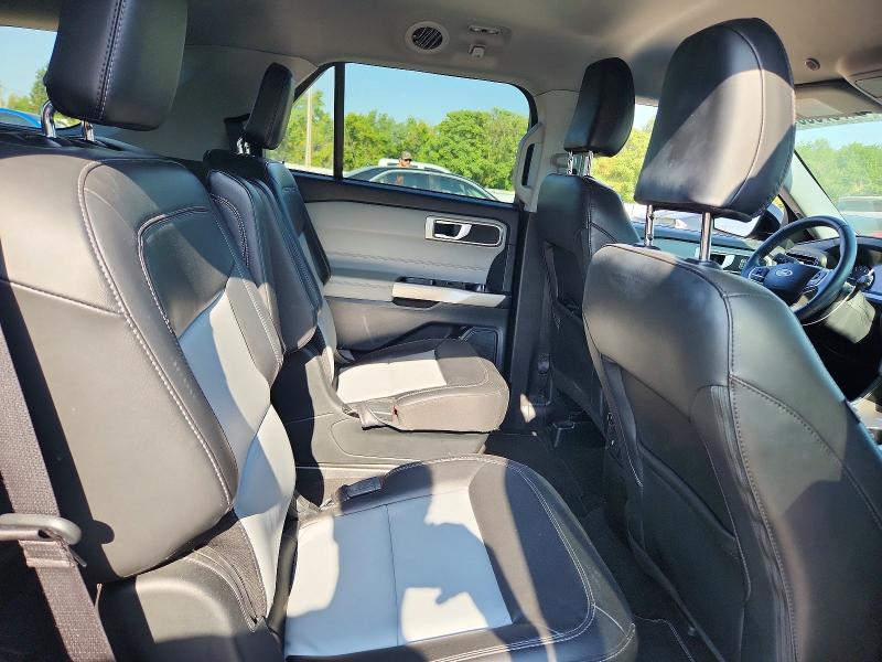Photo 11 from auction – 2023 FORD EXPLORER with VIN 1FMSK8DH4PGB43158